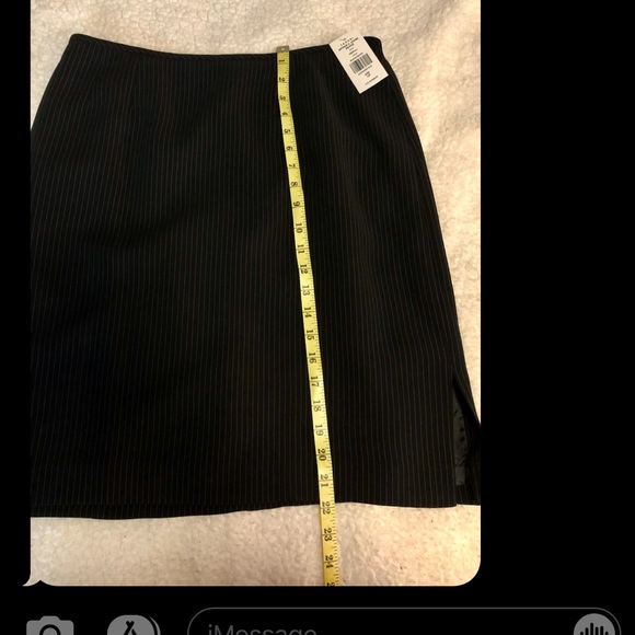 NWT Tahari 3 Piece Black/White Pinstripe Suit.  Jacket, Tank and Skirt 12P. - Picture 8 of 8